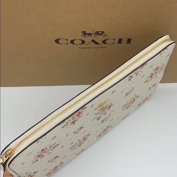 COACH Laptop Sleeve With Rose Bouquet Print - Picture 8 of 12